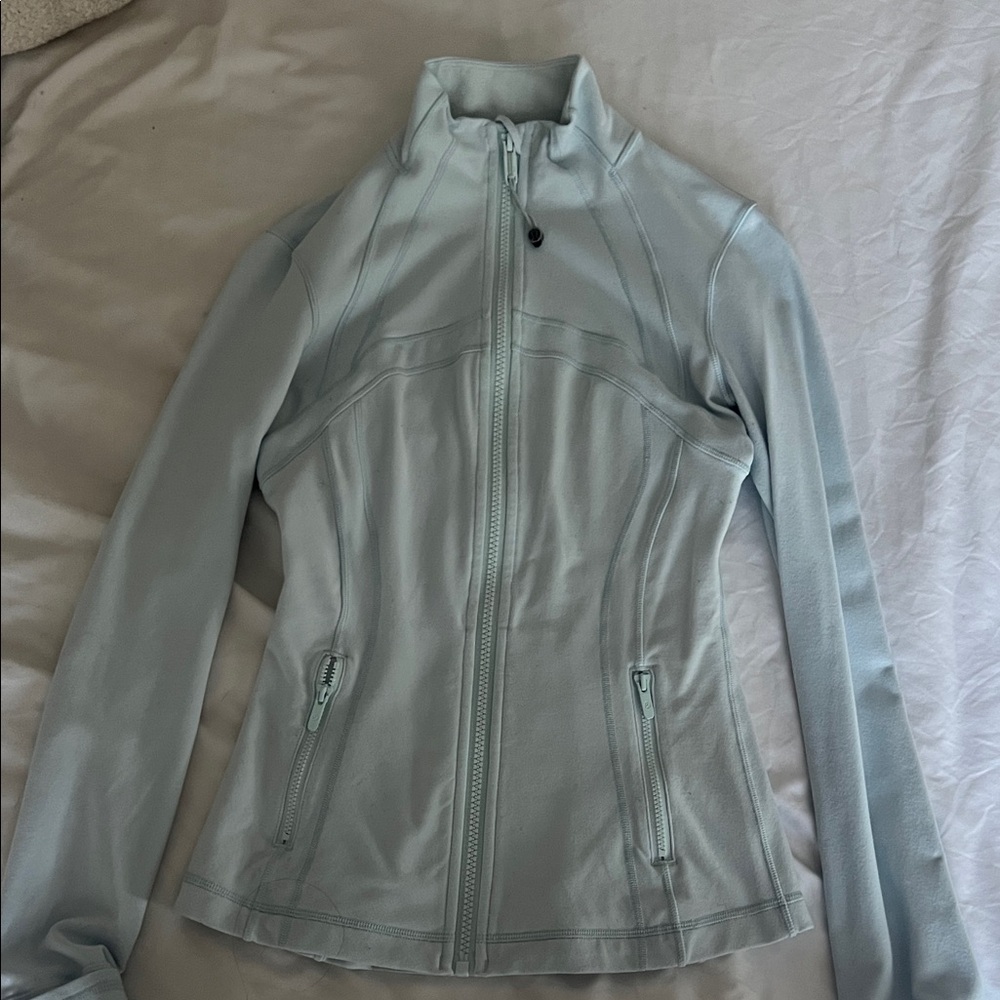 size 2 light blue lululemon define jacket